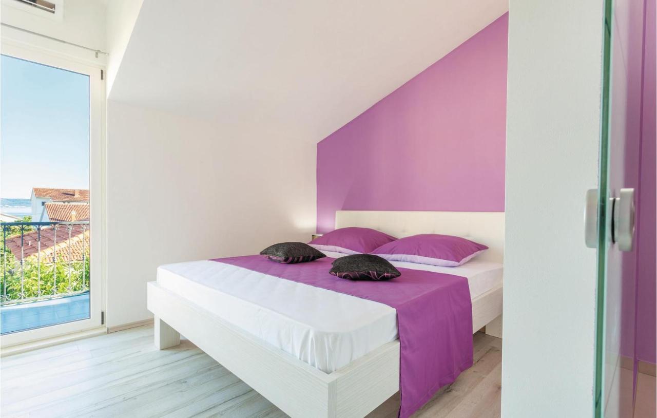 Lovely Apartment In Kastel Stafilic With Jacuzzi Kaštela Zewnętrze zdjęcie